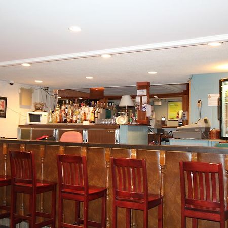Hotel Mount Pearl Mount Pearl Park Bagian luar foto