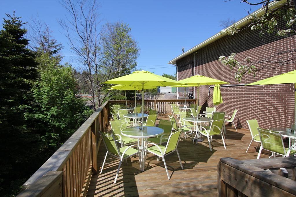 Hotel Mount Pearl Mount Pearl Park Bagian luar foto