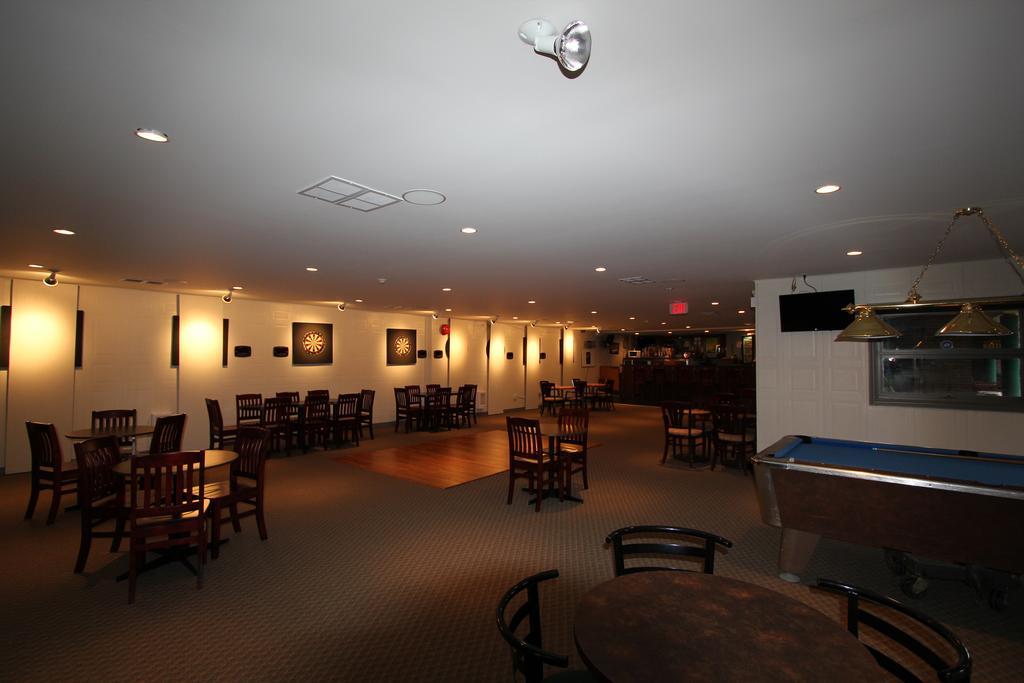 Hotel Mount Pearl Mount Pearl Park Bagian luar foto